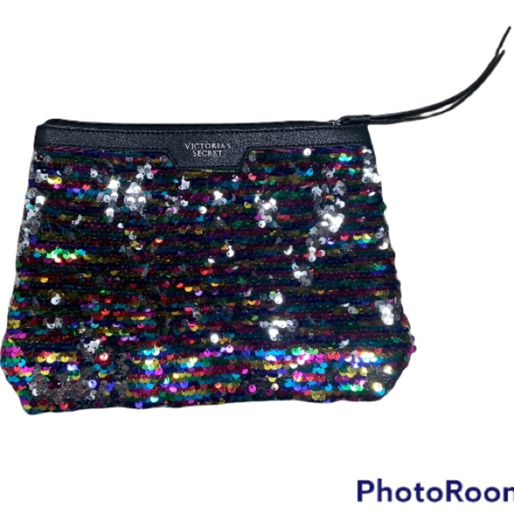NWOT. Victoria’s Secret make up bag